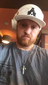 Anyone know of any decent restaurants in Runcorn. Watching a show at the  Brindley and want to eat beforehand. Dont want to go to wetherspoons which  is the nearest. Tia