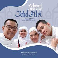 Subscribe channel rh family refly uncut: Refly Harun On Twitter Assalamualaikum Warahmatullahi Wabarakatuh Saya Dan Keluarga Mengucapkan Selamat Hari Raya Idul Fitri 1439 H Minal Aidin Walfaizin Mohon Maaf Lahir Dan Batin Salam Semuanya Refly Yuyun Amel Naufal