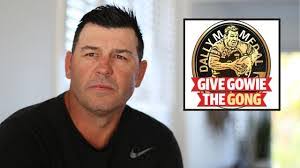 Cameron Gower's Instagram, Twitter & Facebook