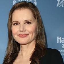 Geena davis was born on january 21, 1956 in wareham, massachusetts to lucille and william f. Geena Davis Bio Affair Divorce Net Worth Ethnicity Salary Age Nationality Height Actress