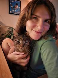 Lots of litters over here that will be able to hop at the end of March!