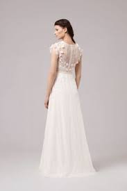 Anna Kara 2016 Ab 15 Oktober Bei Der Elbbraut Brautkleider Pinterest Norddeutsch Springen Und Aufpassen