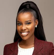 Miriam Chastain's Instagram, Twitter & Facebook