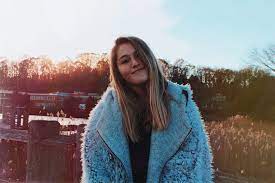 Monday, march 1, 2021 chelsea cutler is an edm singer, songwriter, and music producer. Chelsea Cutler Music Videos Stats And Photos Last Fm