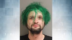 Nanaimo RCMP looking for wanted man