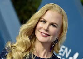 TikToker Can't Identify Celebrity at Airport. Can You?