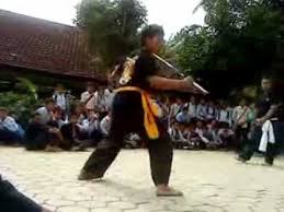 Pada tahun berikutnya, 1917, ia masuk menjadi saudara sh dan dikecer langsung oleh ki ngabei soerodiwirjo, pendiri persaudaran setia hati. Sh Winongo Vs Sht Part 2 By Yuzha Poetra