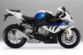 Kawasaki & yamaha for best performance and track. The Best 1000cc Motorcycles For 2018 Bike Catcher