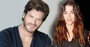 Yakışıklı oyuncu kıvanç tatlıtuğ ve eşi başak dizer arasındaki yaş farkının ne olduğu şok bir şekilde ortaya çıktı. Basak Dizer Kimdir Nerelidir Kac Yasinda Instagram Resimlei Ve Cok Ozel Pozlari Haberi