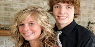 Need homecoming photos? Turn your parentals into pros