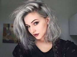 Start with equal parts powder and developer, and then add developer little by little until the mixture is the consistency of pudding. Diy Hair How To Get Silver Gray Hair Bellatory