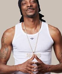 Stream tracks and playlists from snoop dogg on your desktop or mobile device. In Snoop Dogg S Cookbook He S A Lifestyle Guru Like Martha Stewart Quartz