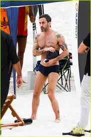 Marc Jacobs & Harry Louis: Beach Kisses in Rio!: Photo 2847157 | Harry Louis,  Marc Jacobs, Sexy, Speedo Photos | Just Jared: Entertainment News
