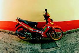 Kumpulan modifikasi vixion touring warna putih. Modifikasi Motor Terbaru 2021