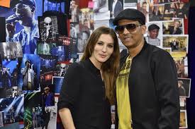 Does xavier naidoo have tattoos? Einer Wie Jesus Verhetzt Weil Er Fur Den Frieden Ist Ubermedien