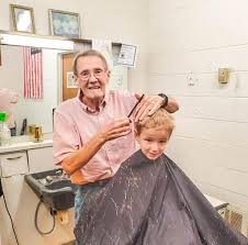 Newnan barber Eddie Millians retiring after 53 years in business