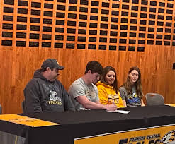 Tyler Rowland (@TRow1987)