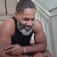 Riyan Smith's Instagram, Twitter & Facebook