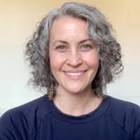 Elizabeth Carberry's Instagram, Twitter & Facebook