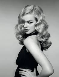 Veronica lake was an actress with many roles to her credit, but 43 years after her death it may not be her the hairstyle that made lake famous wasn't planned. Pin By Meg Kate Calvert On Hair Tastic Old Hollywood Hair Hollywood Hair Hair Waves