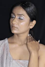 20 Hair Glitter Ideas and How to Bring Them to Life