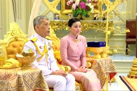 Join facebook to connect with thai koenig and others you may know. Thailand Konig Maha Vajiralongkorn Gekront News Orf At