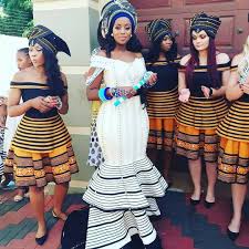 Mzansi Traditional Weddings On Instagram Doesn T She Look Go South African Traditional Dresses African Traditional Wedding Dress Traditional African Clothing
