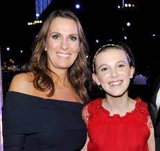 Keep up to date with all her upcoming projects, photoshoots, red carpets, etc. Mom Millie Bobby Brown Kelly Brown Novocom Top
