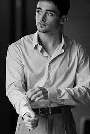 Le prestige de ferrari est énorme, se félicite nicola boari, le cadre qui supervise le repositionnement de ferrari, probablement la marque la plus célèbre d'italie. Engine 11 Position 5 Charles Leclerc C Giorgio Armani