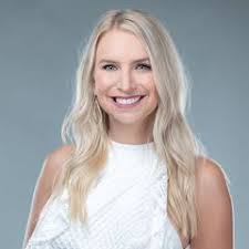 Lauren Krawczyk's Instagram, Twitter & Facebook