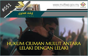 Nih anime bukan bikin nafsu yang ada malah bikin ngakak dah hahahahaha. Pejabat Mufti Wilayah Persekutuan Irsyad Al Fatwa Siri Ke 551 Hukum Ciuman Mulut Antara Lelaki Dengan Lelaki