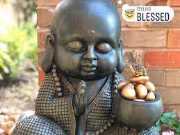 Hey lovely people, can you help me find the love and relationship corner  and my wealth corner please? Here's a rough ~ very rough outline of my home  😍thank you xo