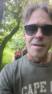 @darrenmoore's video Tweet