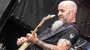 Keyboard player and drummer ben lovett, guitar and banjo player winston marshall, and bass. Anthrax S Scott Ian I M Probably Not Going Back To Work Until 2022 Consequence Of Sound