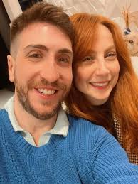 👨🏼‍⚕️🩺