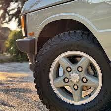 Image result for Sahara Dust 1981 Land Rover