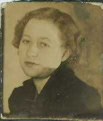 Lavonne Petty's Instagram, Twitter & Facebook