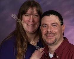 Family renews move to bring urban chickens to Woodward