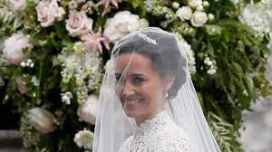 Check spelling or type a new query. Pippa Middleton Ihr Hochzeitskleid Von Giles Deacon In Der Stilkritik Welt