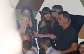 Έχει δημοσιεύσει πολλές φορές στον προσωπικό της λογαριασμό στο instagram. H Abafh Hliana Papagewrgioy Ekane Rebegion Sta Mpoyzoykia Me Ton Snik Newsbreak