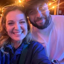 Ashley Eiban (@ashleyeiban) • Instagram फोटोहरू र भिडियोहरू