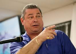 Renuncia presidente de demócratas en California por acusaciones de acoso  sexual