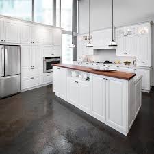 Armoires Cuisines Action Une Cuisine Des Plus Raffinee Et Elegante Kitchen Home Decor Home
