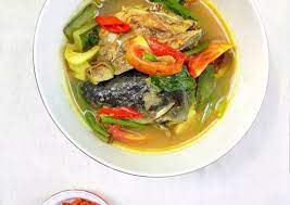 Setelah air mendidih, masukan melinjo, jagung dan pepaya. Resep Gangan Asam Kepala Patin Khas Banjar Yang Terenak