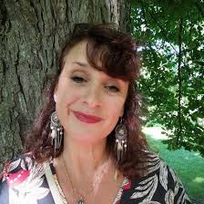 C'est avec une profonde tristesse que je vous fais part du décès de mon  frère Junior. Sa mémoire restera à jamais gravée dans nos cœurs.Un moment  de recueillement aura lieu dans les