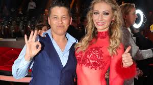 Jun 04, 2021 · florian silbereisen und helene fischer: Kerstin Ott Es Fallt Mir Leichter Mannlich Zu Sein