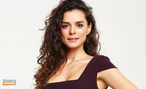 Ozge ozpirincci was born in istanbul in april 1, 1986. Ozge Ozpirincci Duru Guzelligiyle Buyuledi Isil Isil