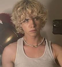 Shannon Hover (shannonmariehover)