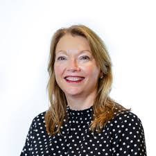 Emma Ogden's Instagram, Twitter & Facebook