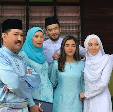 Dendam aurora as rossa rodgers 13. Pelakon Isteri Untuk Diiktiraf Cerita Budak Sepet